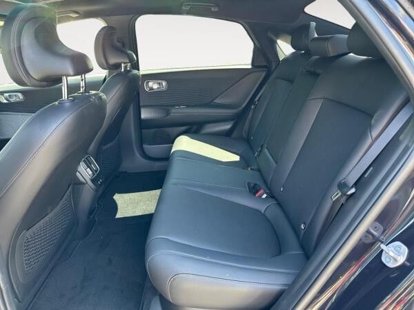 Hyundai IONIQ 6 77-kWh Uniq Elektro Vorführfahrzeug