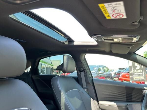Hyundai IONIQ 6 77-kWh Uniq Elektro Vorführfahrzeug