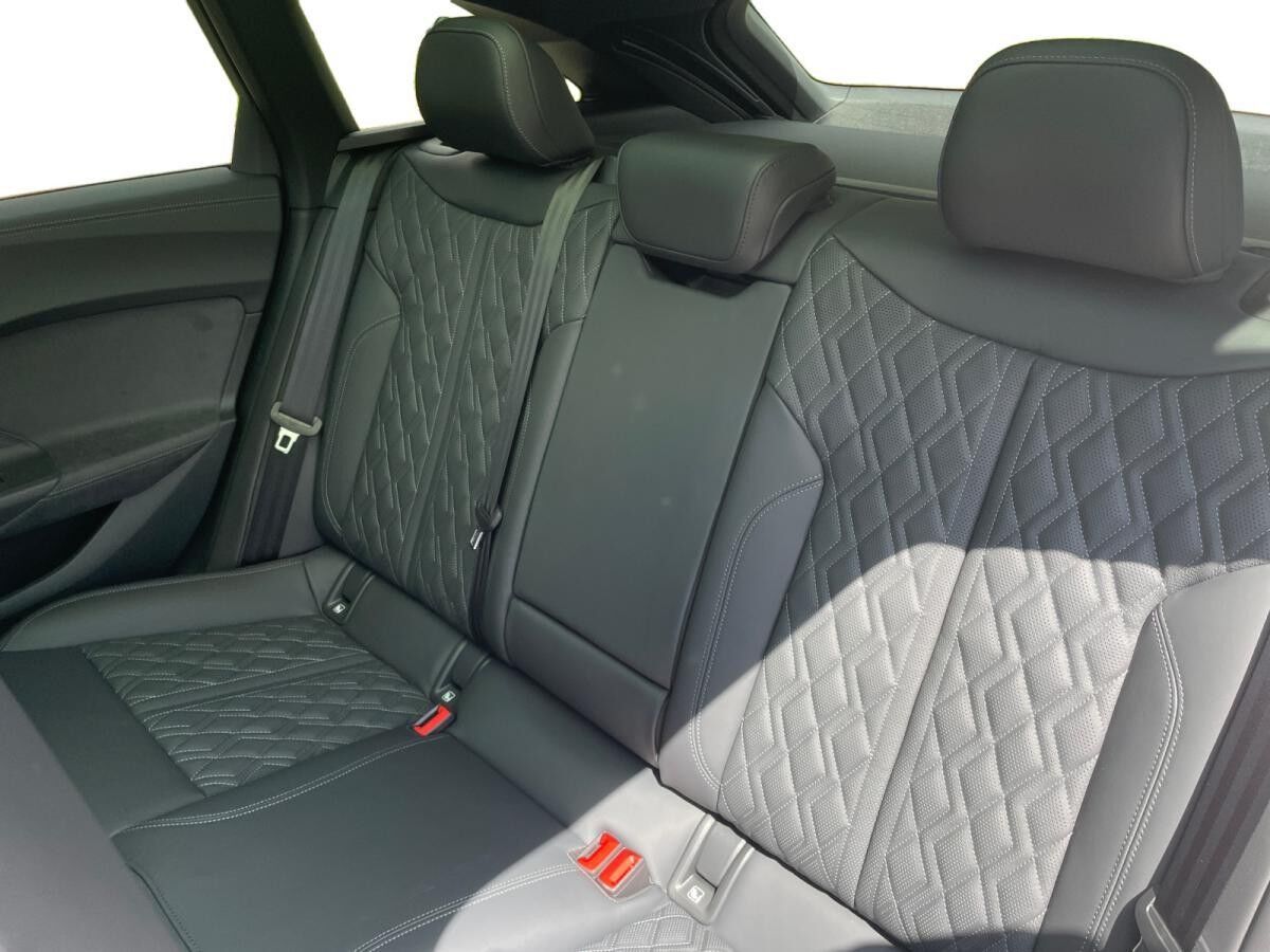 Audi A5 Avant 2.0TFSI S-line Hybrid S-tronic Pano B&O