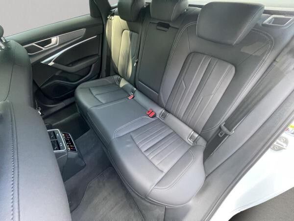 Audi A6 Av. 40 TDI S line Matrix HuD Navi 360° Leder