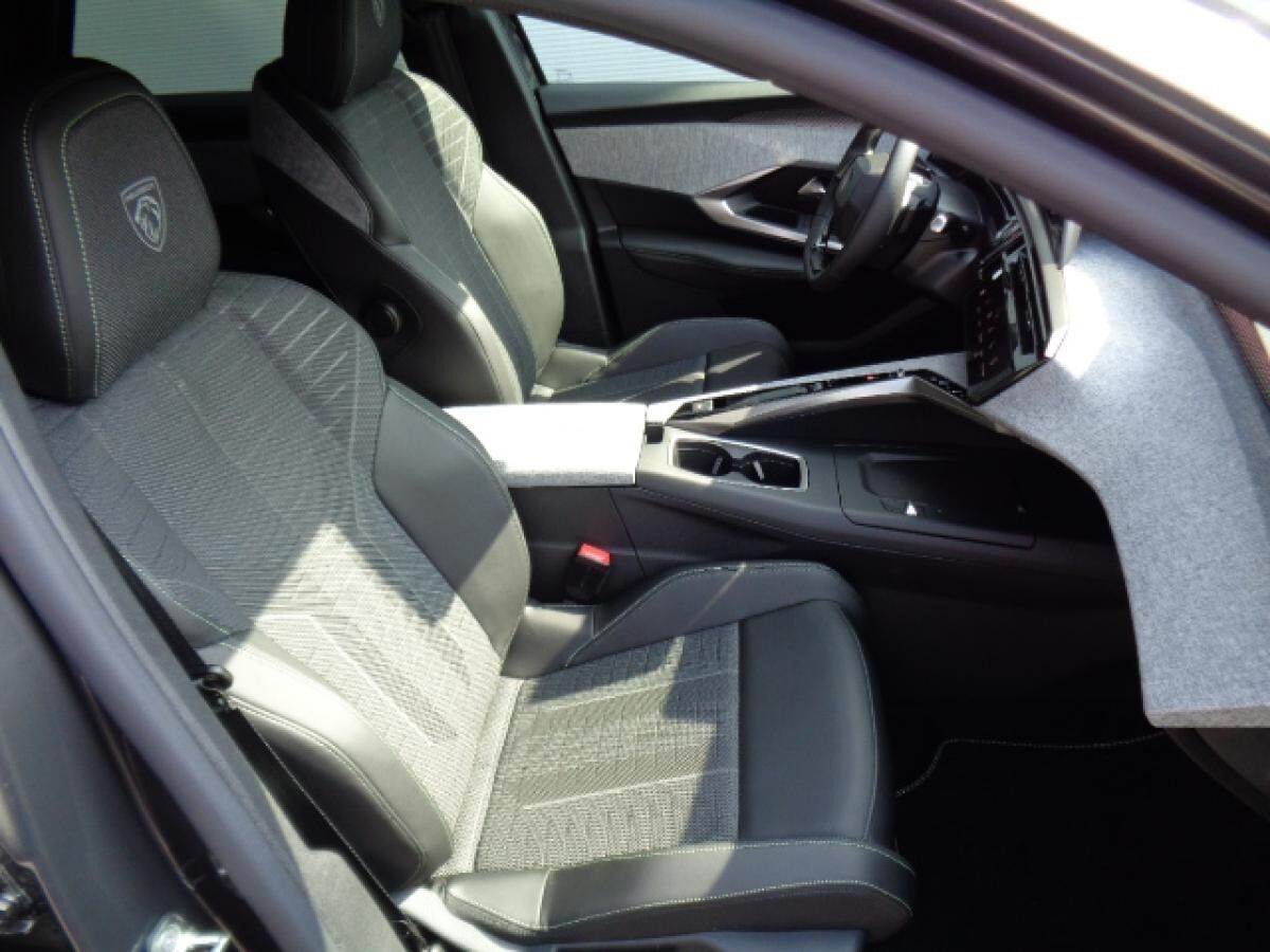 Peugeot 3008 Hybrid 145 e-DSC6 GT (K)