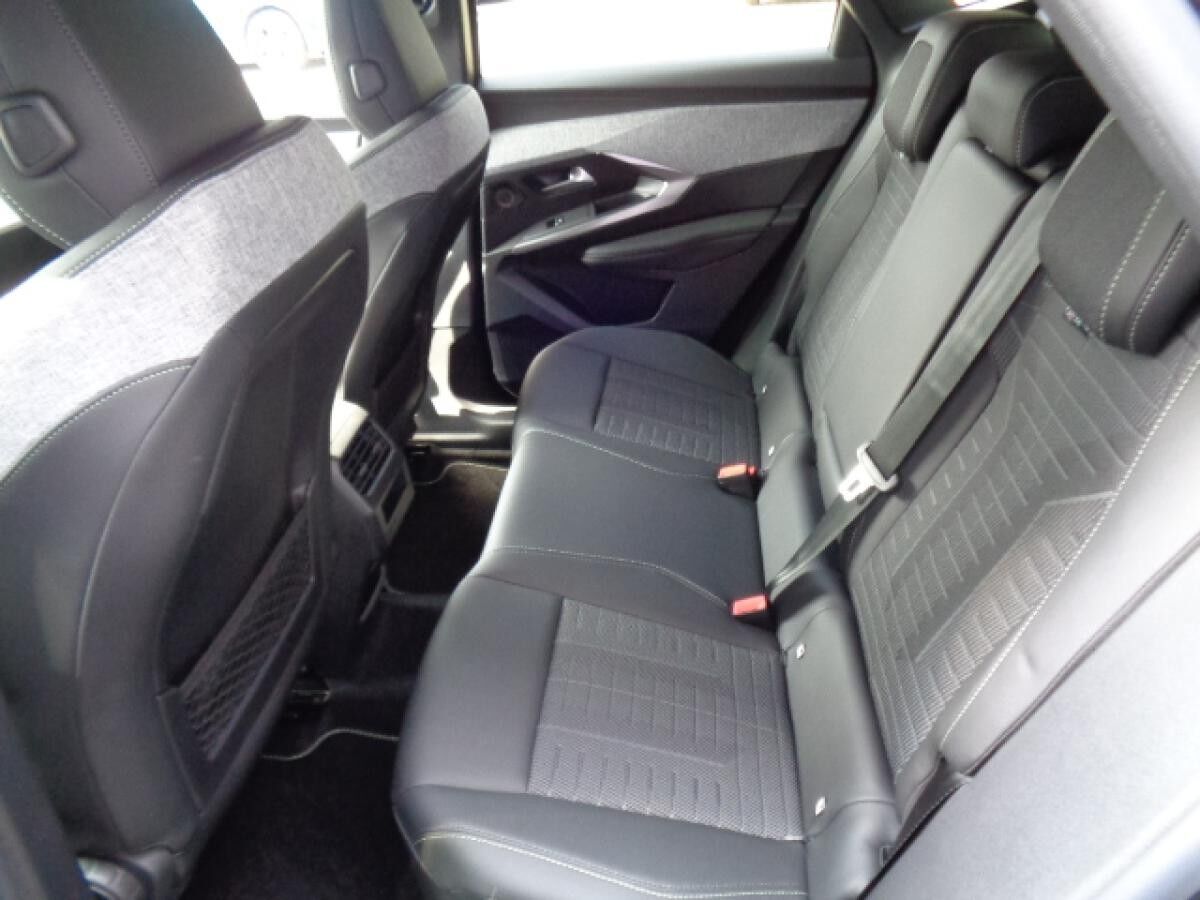 Peugeot 3008 Hybrid 145 e-DSC6 GT (K)