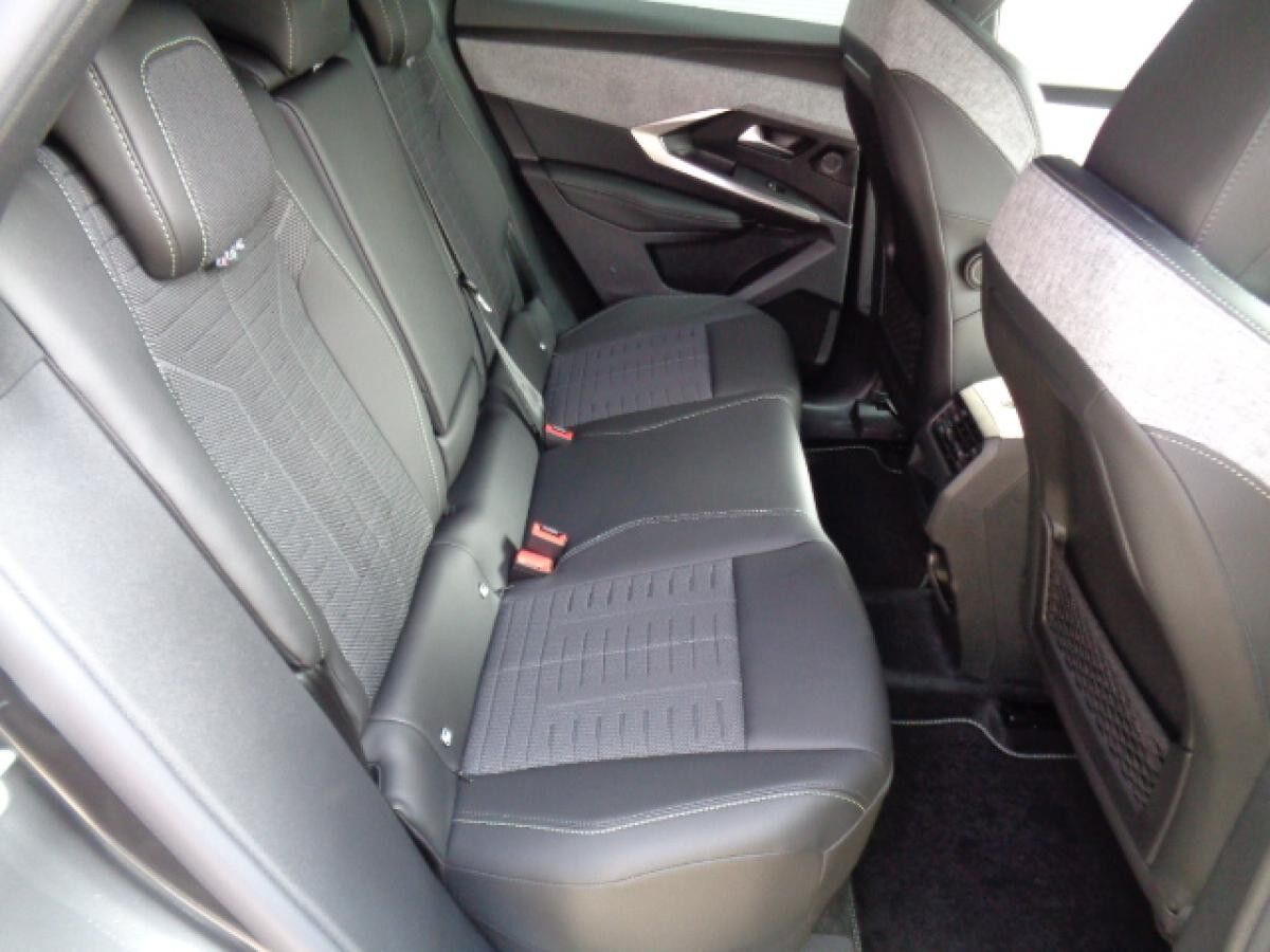 Peugeot 3008 Hybrid 145 e-DSC6 GT (K)