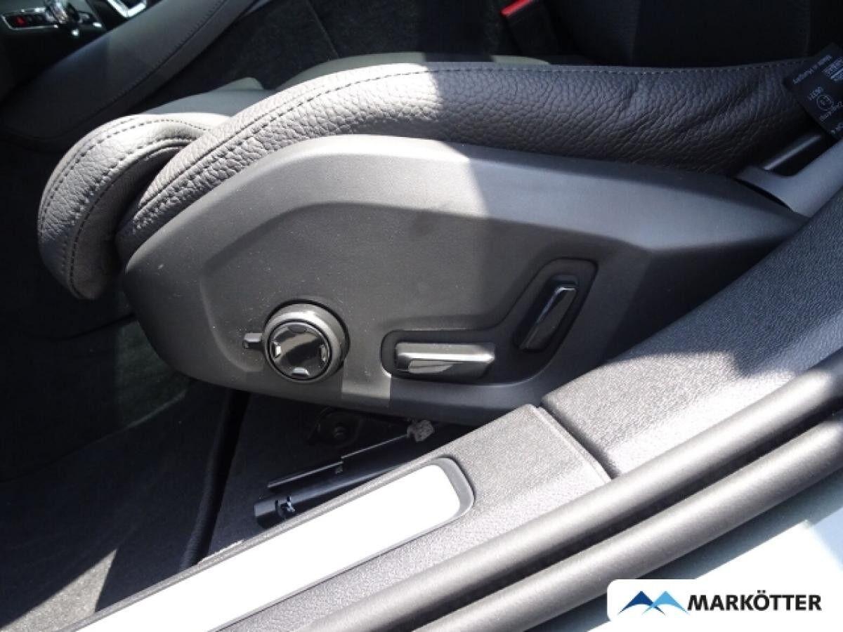 Volvo V60 T6 AWD Plus Dark Plug-In Hybrid/HUD/360°CAM