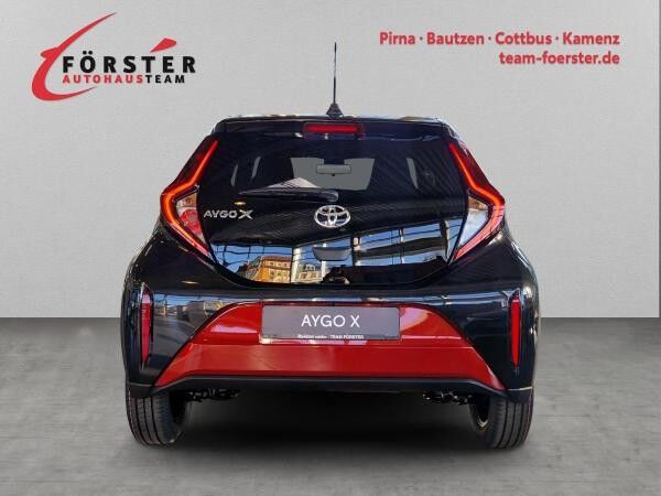 Toyota Aygo X 1,0-l-VVT-i 5-Türer Teamplayer