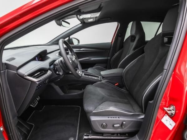 Skoda ENYAQ 60 Sportline AHK Kamera LED-Matrix pACC