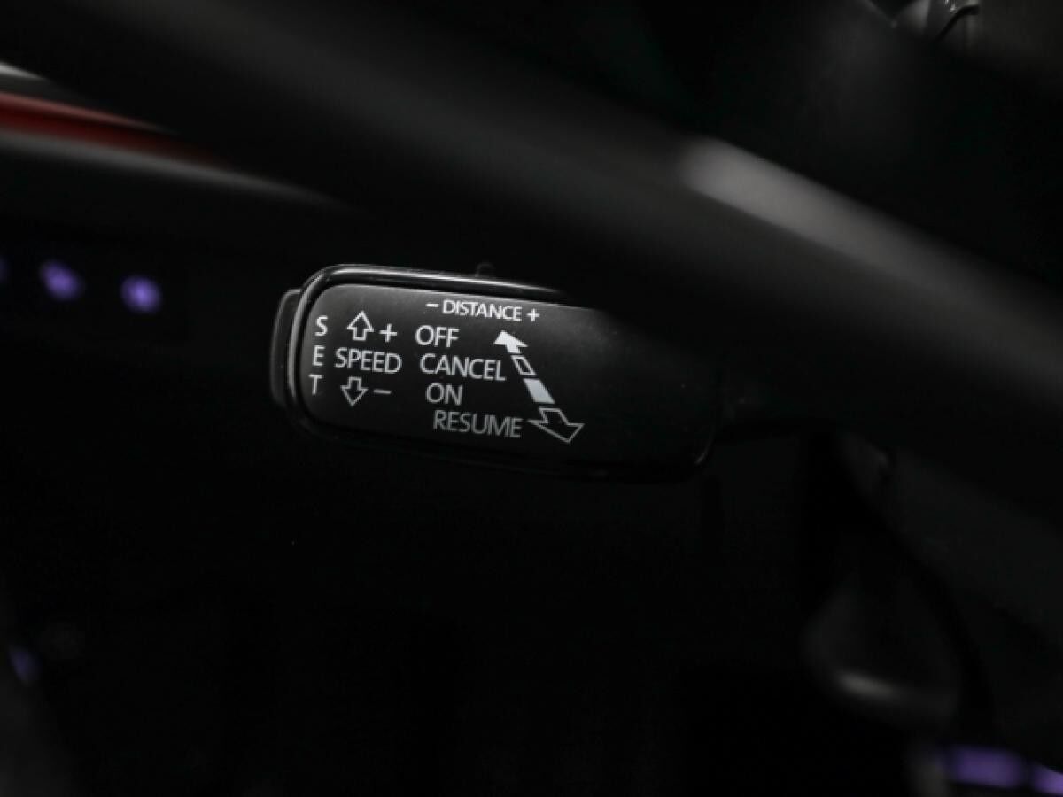 Skoda ENYAQ 60 Sportline AHK Kamera LED-Matrix pACC