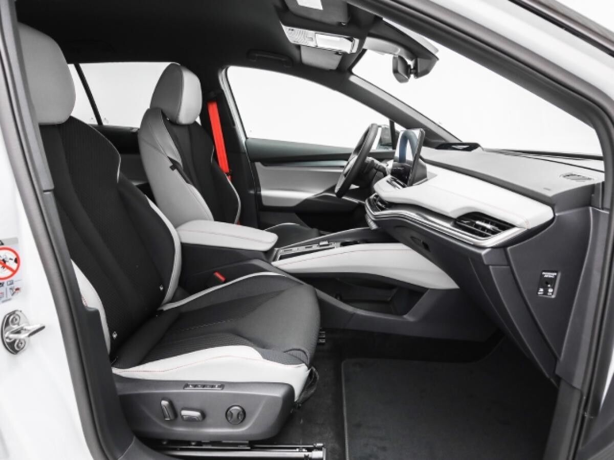 Skoda Elroq 85 First Edition AHK Maxx Wärmepumpe