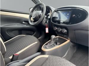 Toyota Aygo X 1,0l CVT 5-Türer Teamplayer