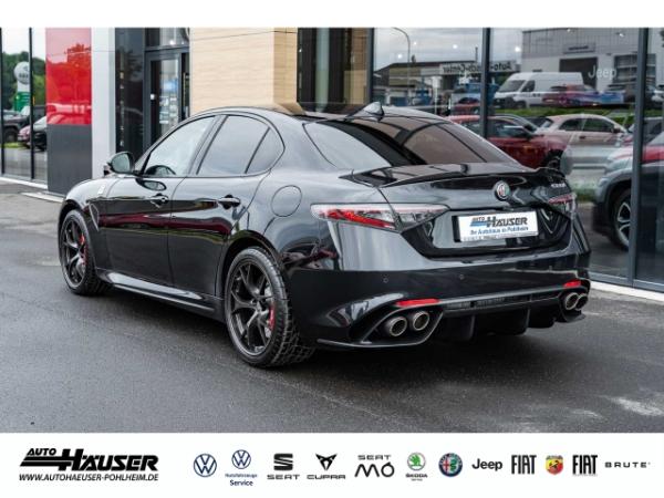 Alfa Romeo Giulia Quadrifoglio 2.9 V6 Bi-Turbo SOFORT AKRAPOVIC HARMAN-KARDON BREMBO MEMORY