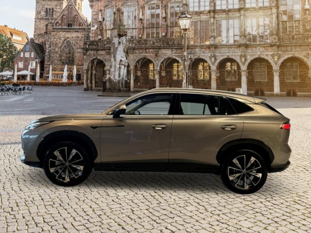 MG HS Comfort Aut. 1,5l Benziner versch. Farben