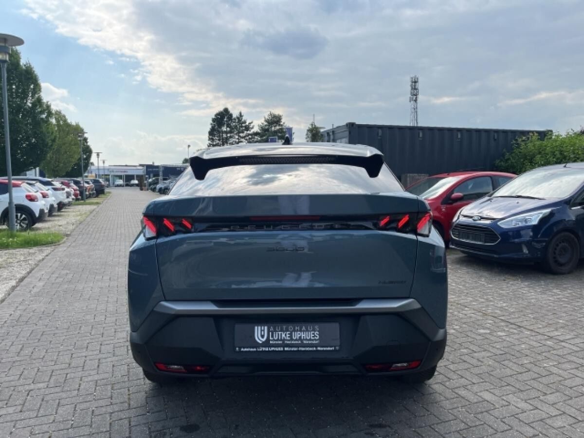 Peugeot 3008 GT HYBRID 145 e-DSC6 Navi Memory Sitze ACC