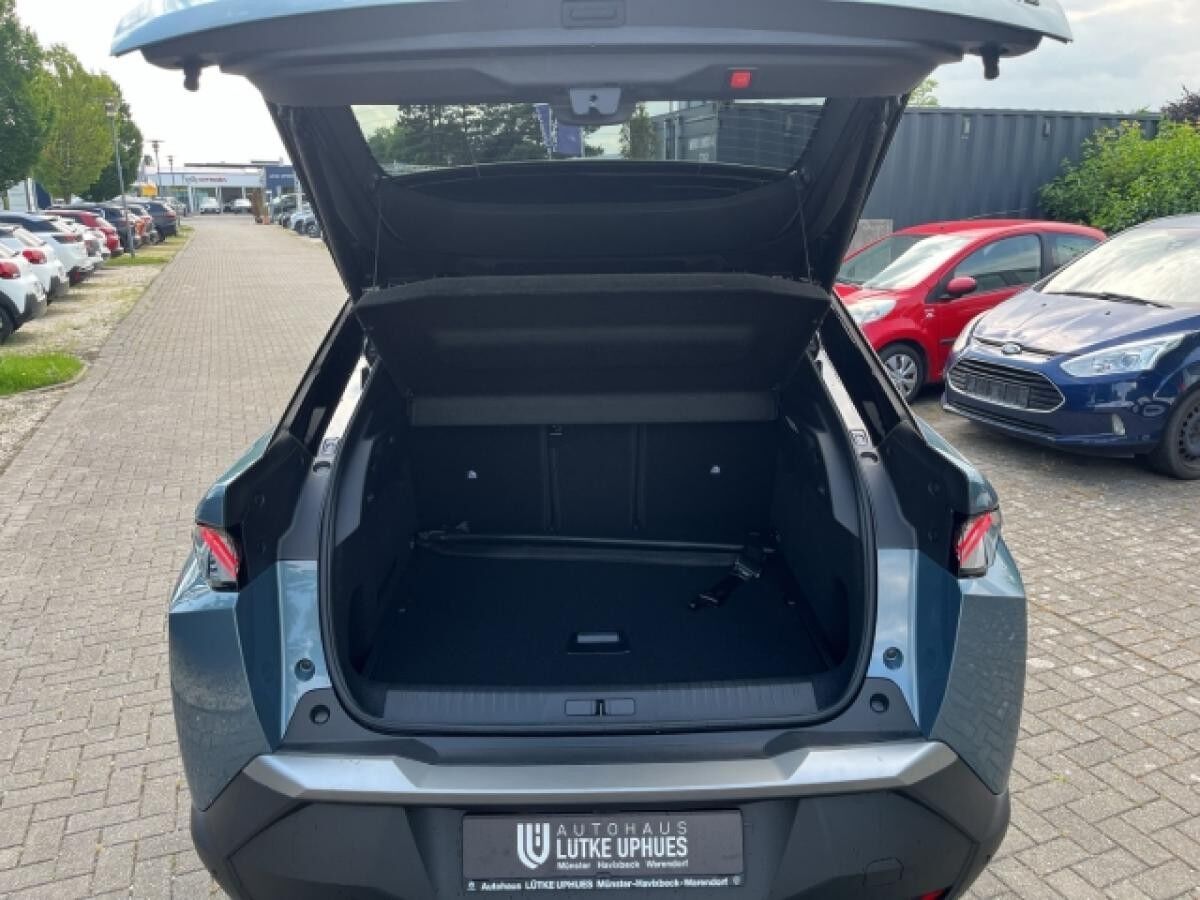 Peugeot 3008 GT HYBRID 145 e-DSC6 Navi Memory Sitze ACC