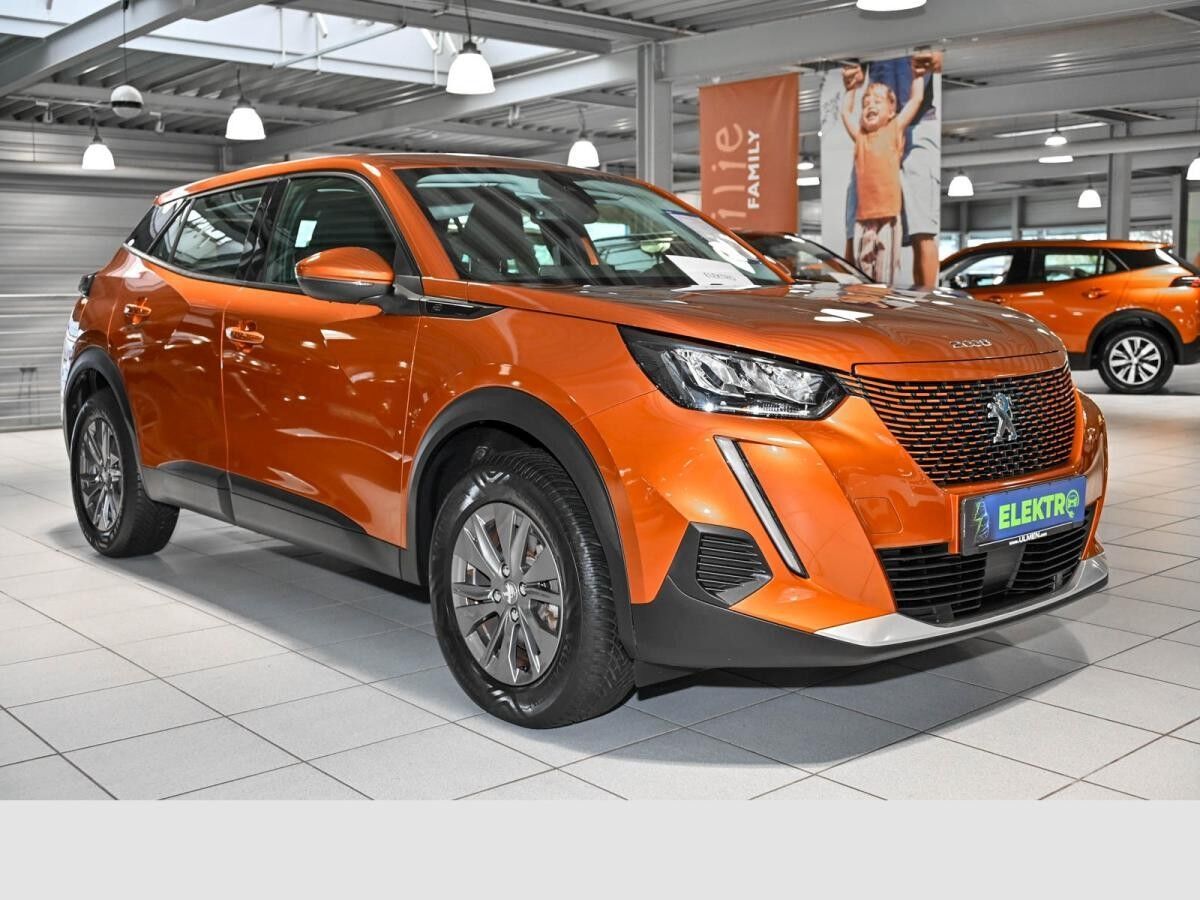 Peugeot 2008 Active Elektromotor 136 Navi Klima "sofort Verfügbar"