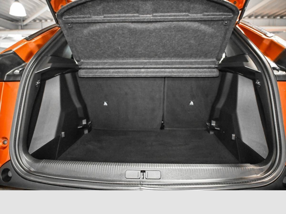 Peugeot 2008 Active Elektromotor 136 Navi Klima "sofort Verfügbar"