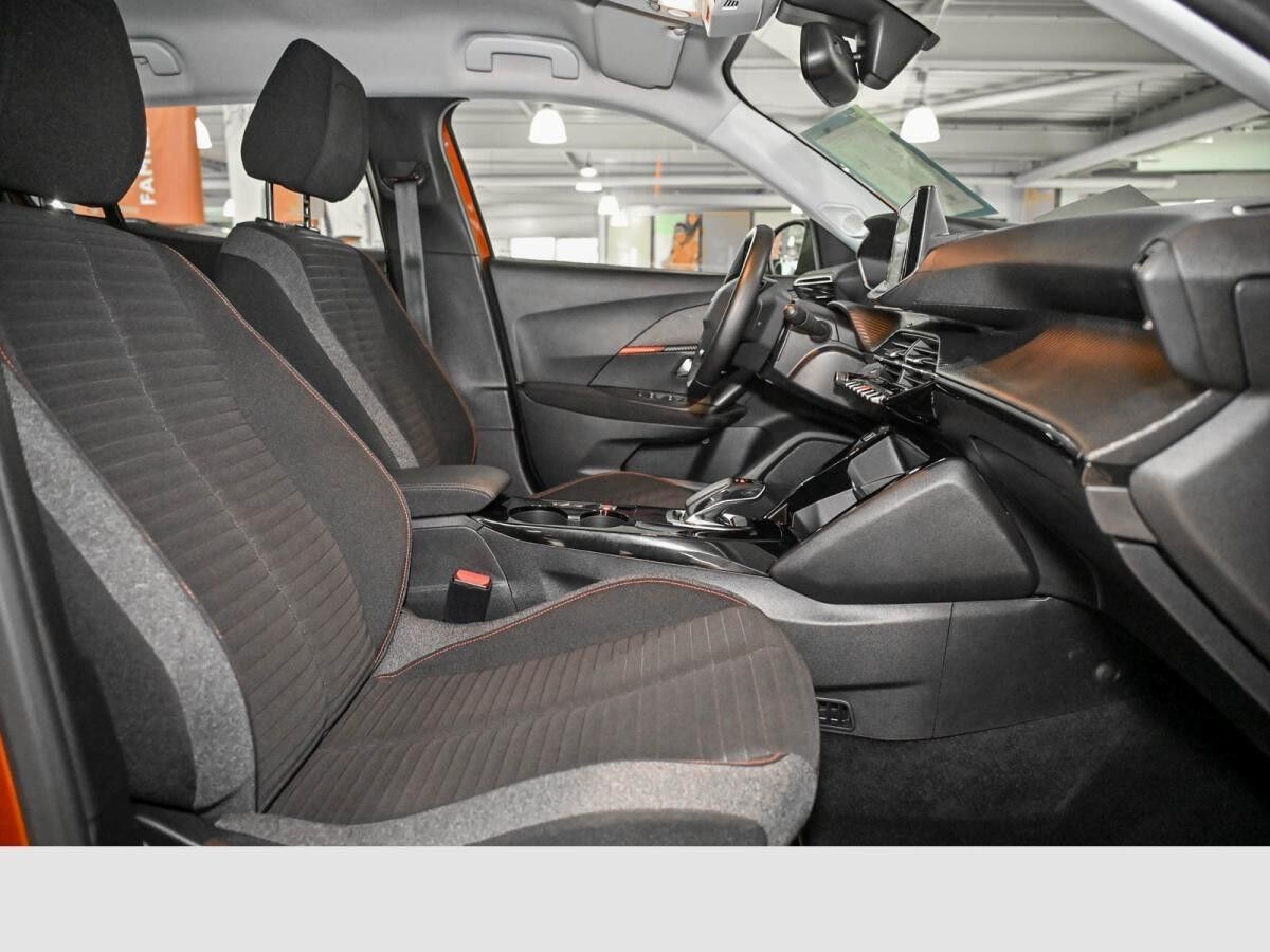 Peugeot 2008 Active Elektromotor 136 Navi Klima "sofort Verfügbar"