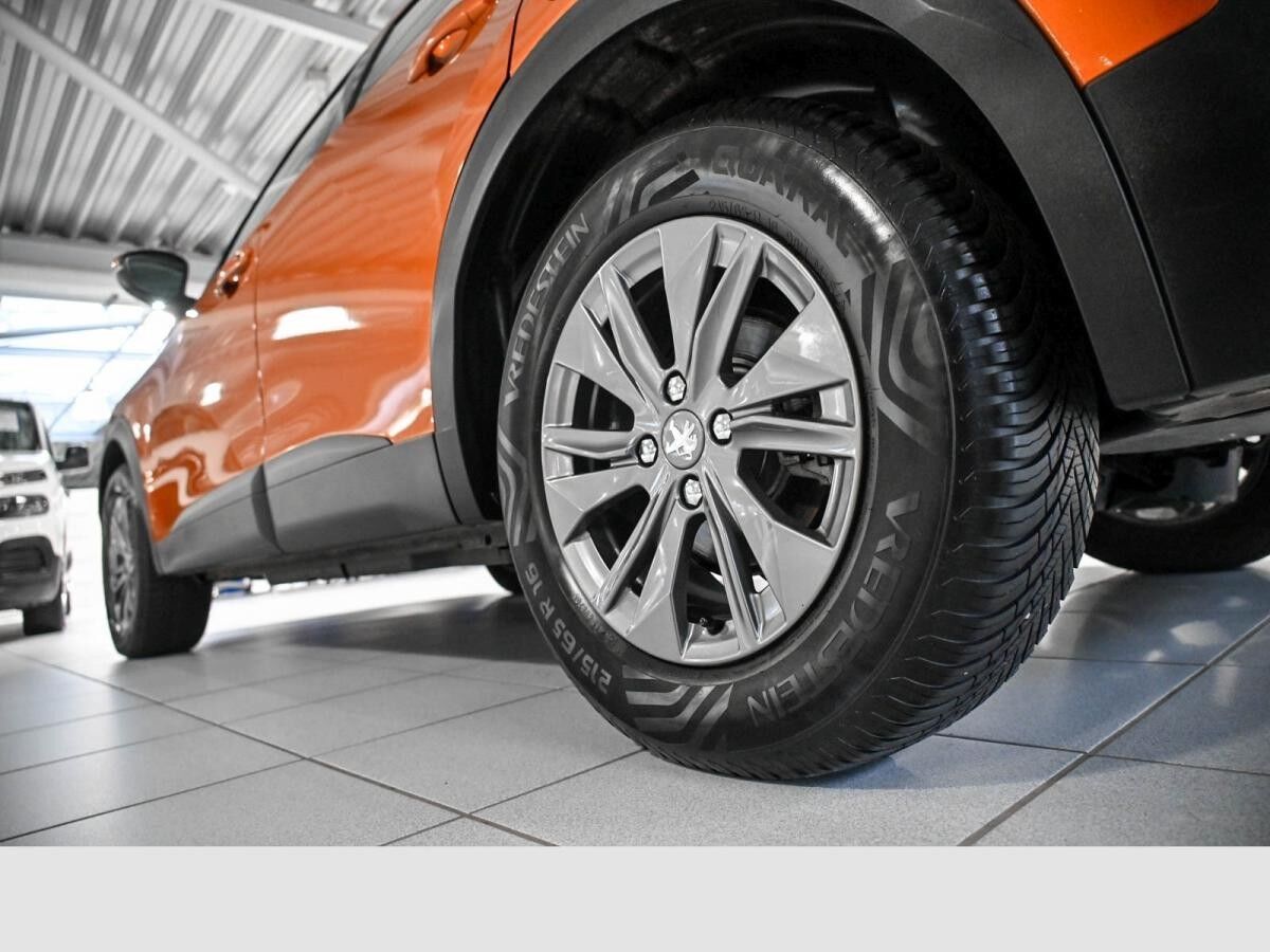 Peugeot 2008 Active Elektromotor 136 Navi Klima "sofort Verfügbar"