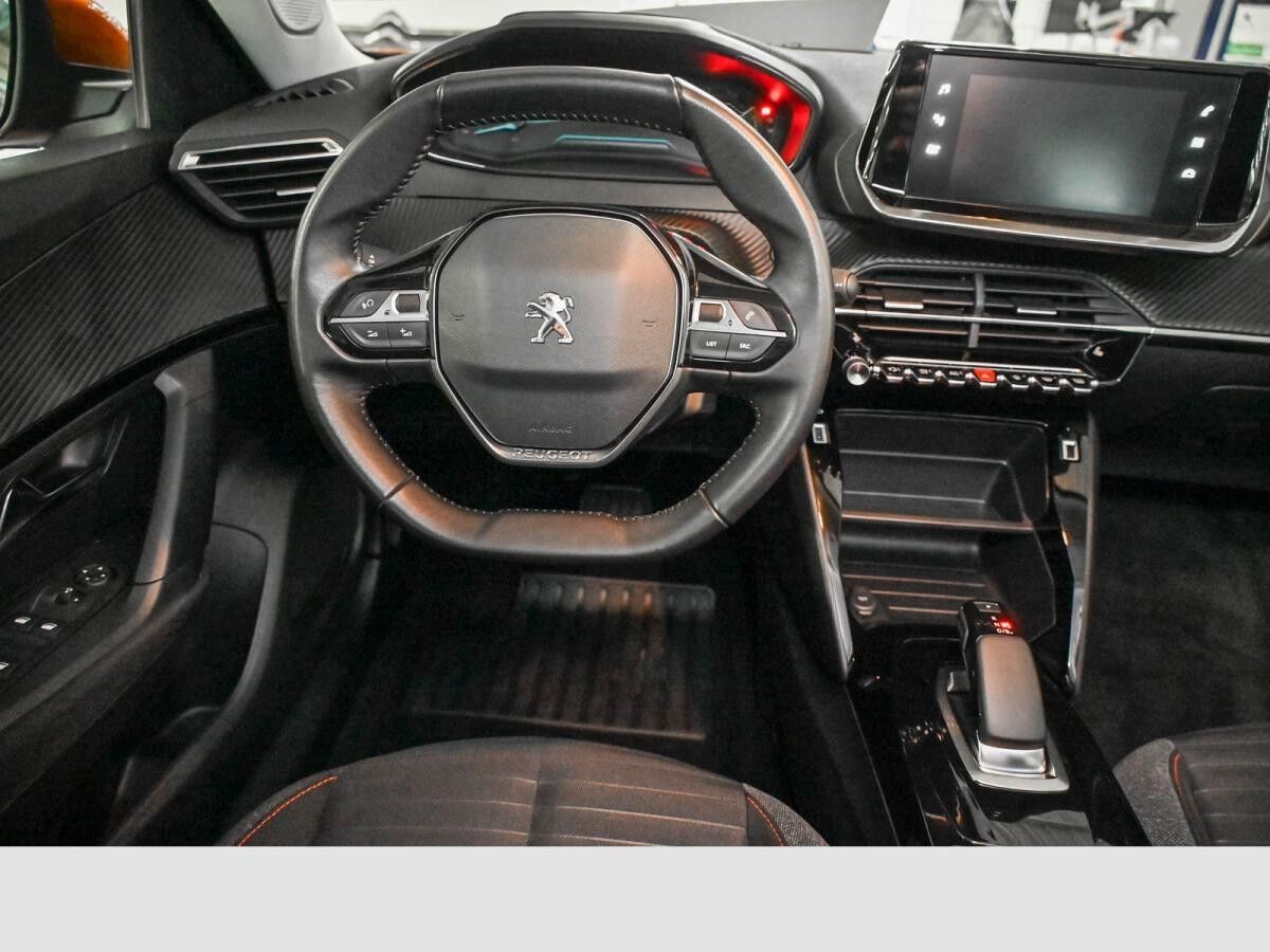 Peugeot 2008 Active Elektromotor 136 Navi Klima "sofort Verfügbar"