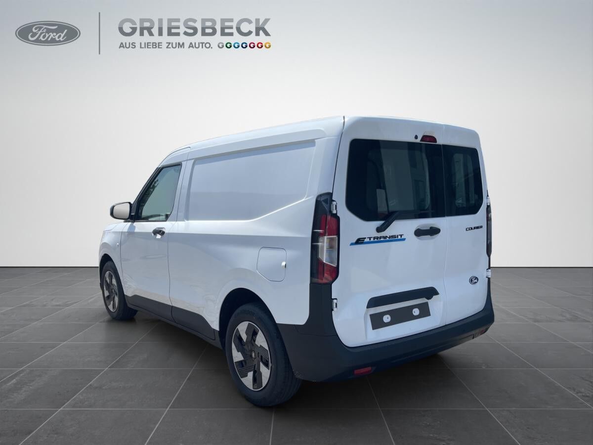 Ford Transit Courier BEV Trend WiPa