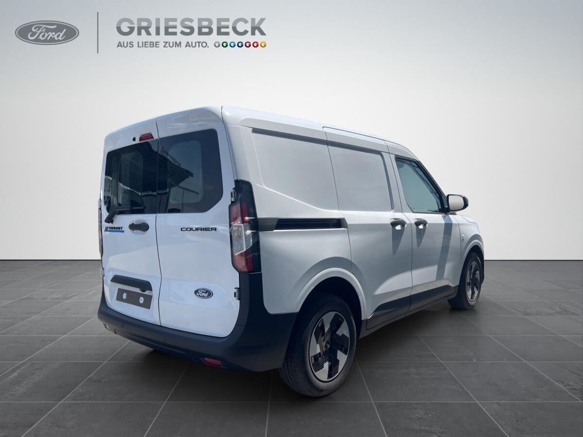 Ford Transit Courier BEV Trend WiPa