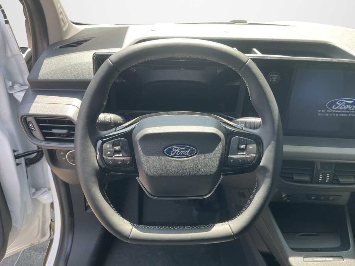 Ford Transit Courier BEV Trend WiPa