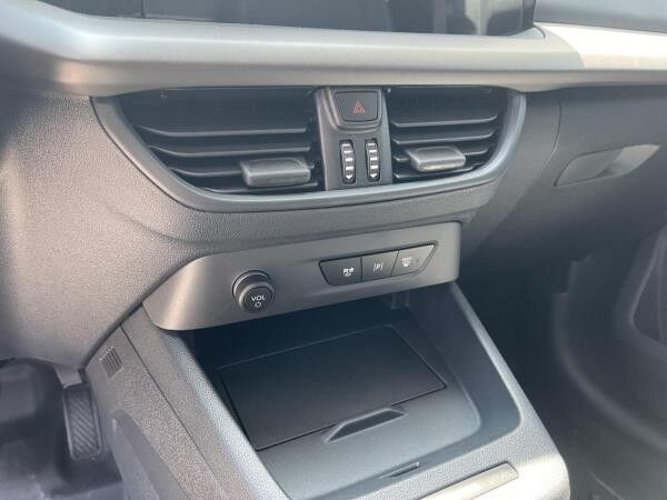 Ford Transit Courier BEV Trend WiPa