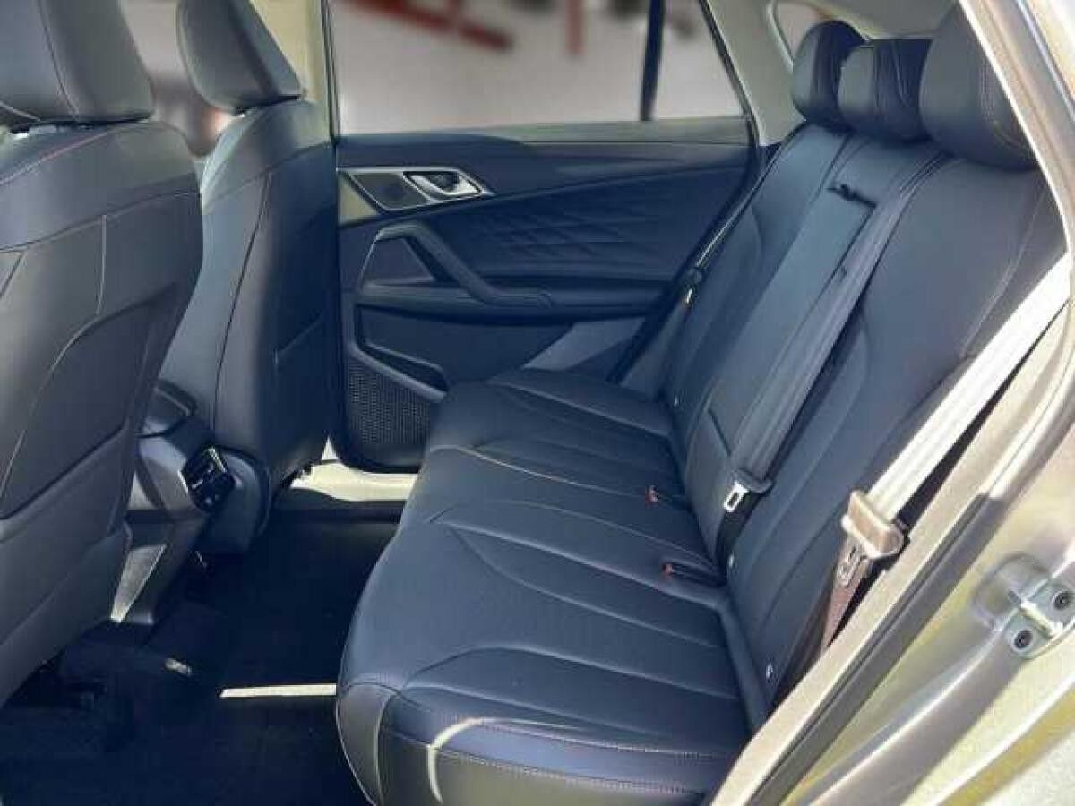 MG HS Luxury +360°+Sitzheizung +7Jahre Garantie