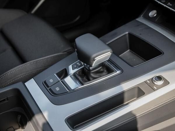 Audi Q5 55 TFSIe quattro S line Matrix, AHK, Sound