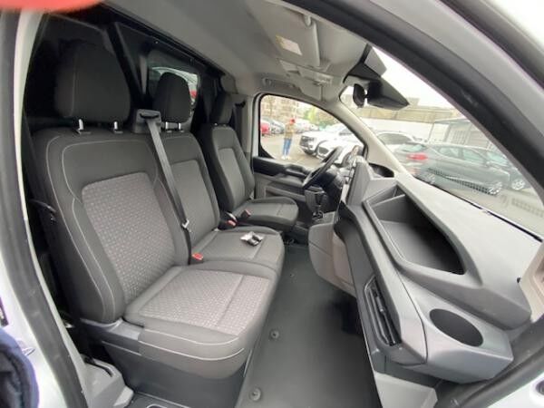 Ford Transit Custom ⚠️ Bestellaktion ! 🚐  LED  ⚡️SYNC 4 PDC Kamera