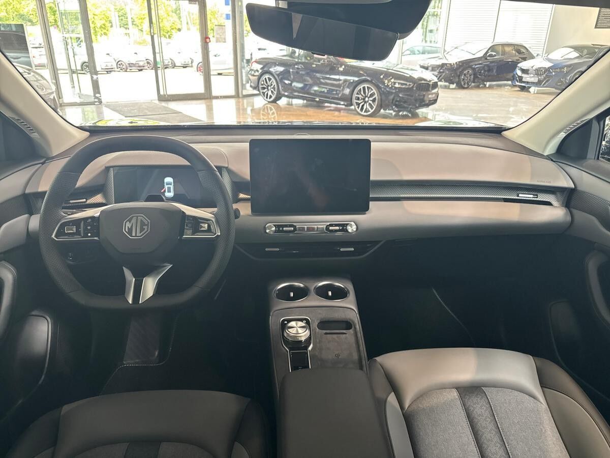 MG S5 EV Luxury Long Range