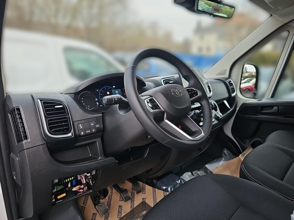 Toyota Proace Max L3H2 Kastenwagen Meister