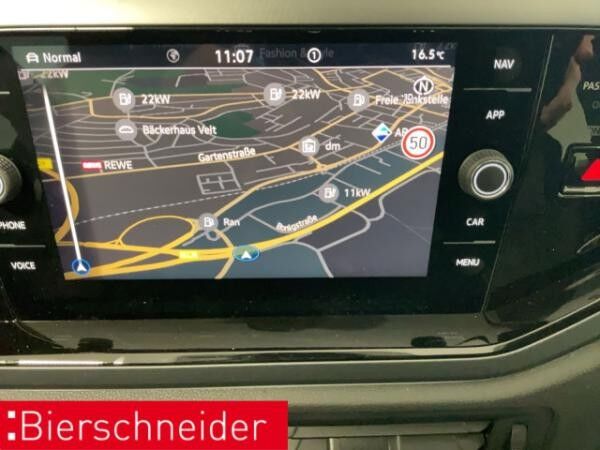 Volkswagen Polo R-Line 1.0 TSI DSG *ACC/KAM/PANO/WR*