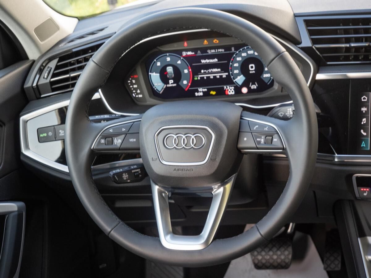 Audi Q3 35 TDI