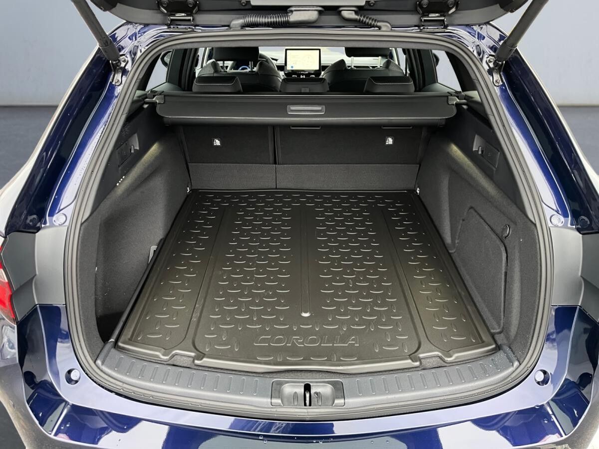 Toyota Corolla Touring Sports 2,0L HYBRID - Team D | Technik-Paket | Vorführwagen