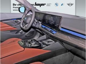 BMW i5 M60 XDrive Touring M Sportpaket Pro Innovation uvm.