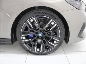 BMW i5 M60 XDrive Touring M Sportpaket Pro Innovation uvm.