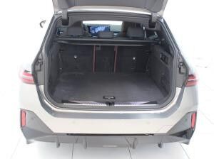 BMW i5 M60 XDrive Touring M Sportpaket Pro Innovation uvm.