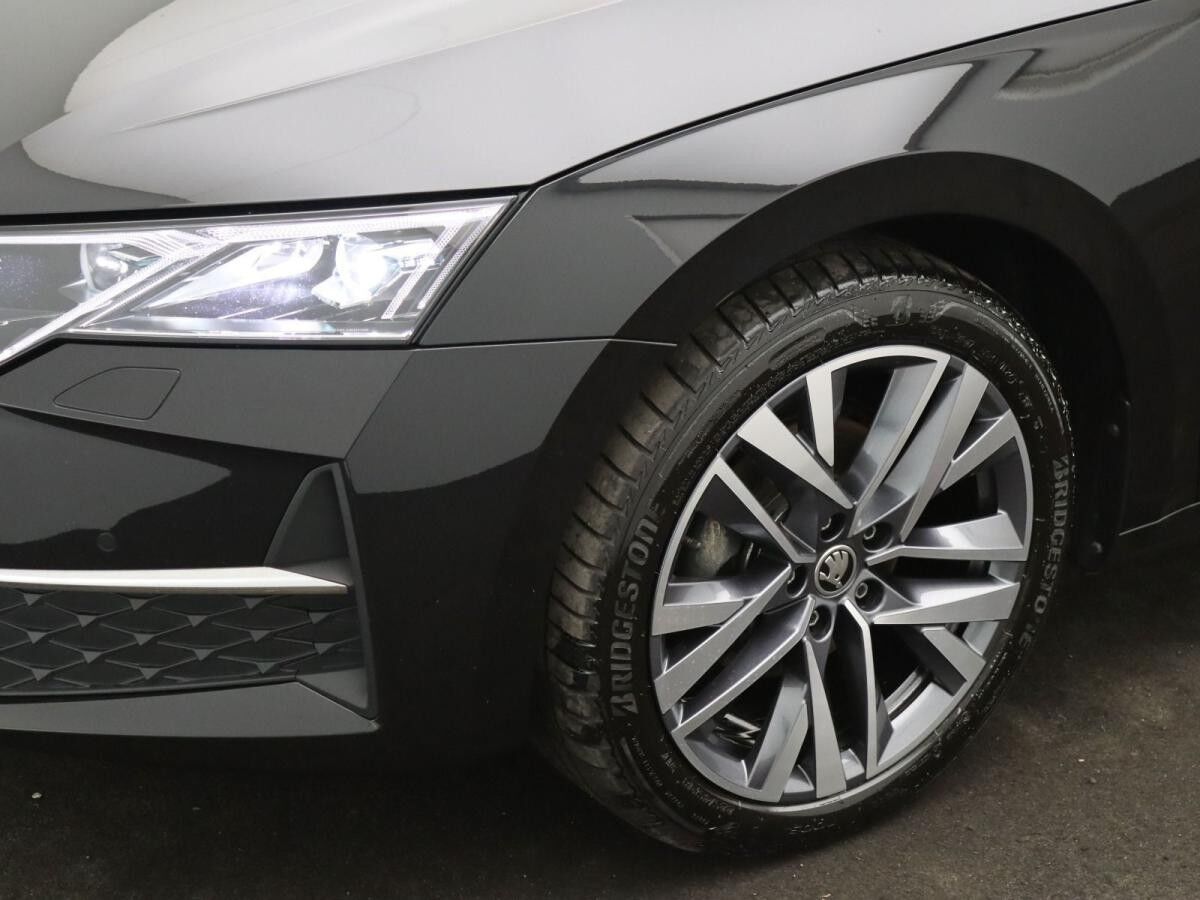 Skoda Octavia Combi Selection 2.0 TDI DSG/ Matrix, ACC