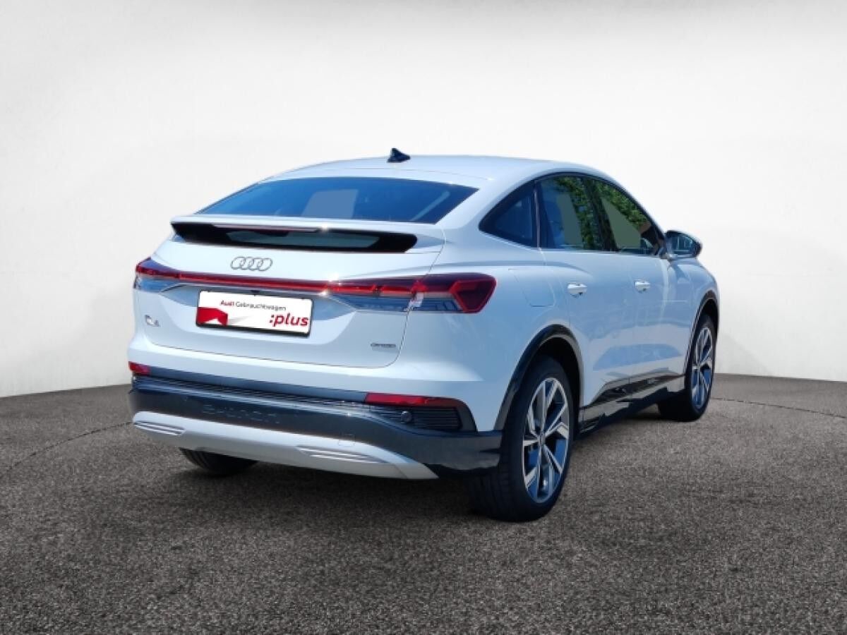 Audi Q4 e-tron e-tron Sportback 45 quattro advanced Matrix