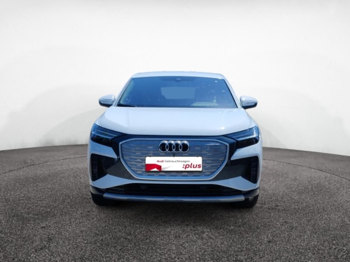 Audi Q4 e-tron e-tron Sportback 45 quattro advanced Matrix