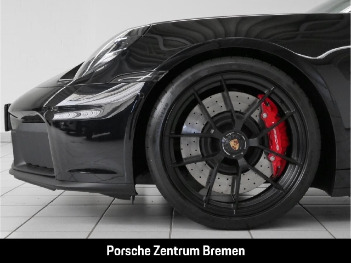 Porsche 992 4 GTS Matrix LED Burmester Liftsystem