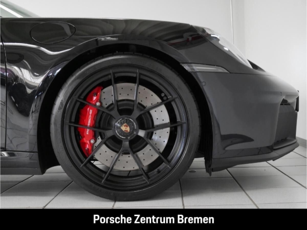 Porsche 992 4 GTS Matrix LED Burmester Liftsystem