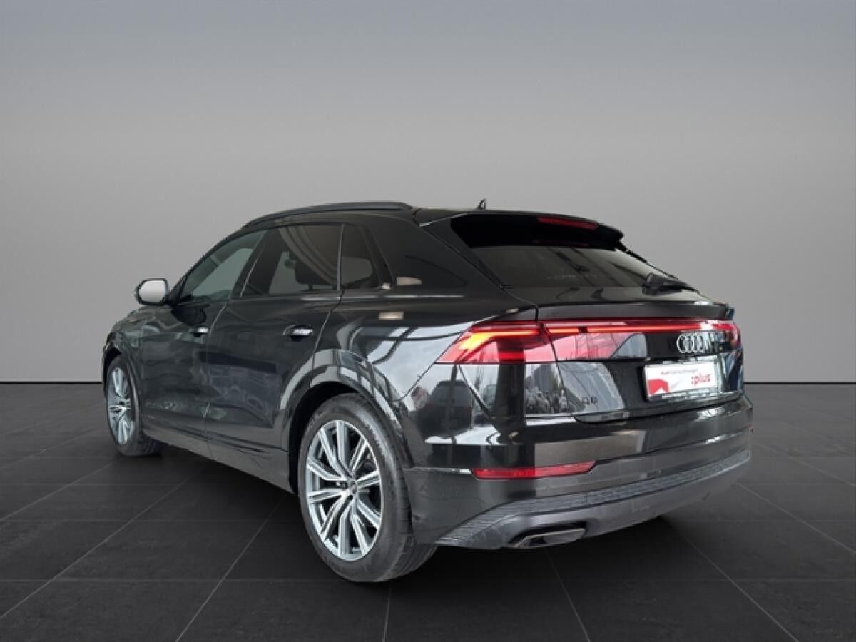 Audi Q8 45 TDI quattro 170(231) kW(PS) tiptronic*Luftfederung*AHK*Headup*Matrix