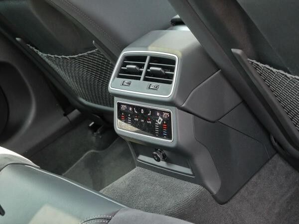 Audi A6 Avant 50 TDI qu. S line Matrix*Pano*ACC