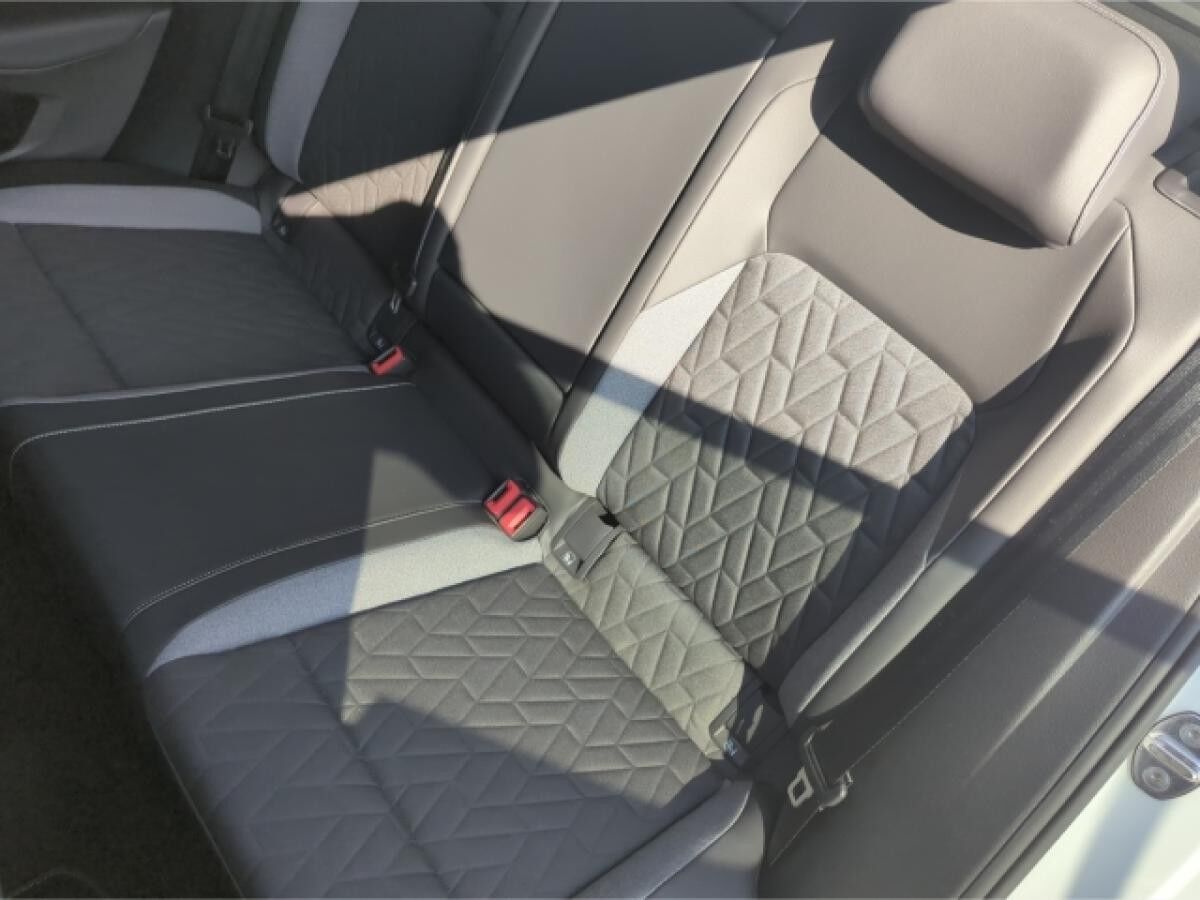 Volkswagen Golf Variant VIII GOAL 1.5 TSI 6-Gang AHK,AreaView,SHZ,ACC,LED