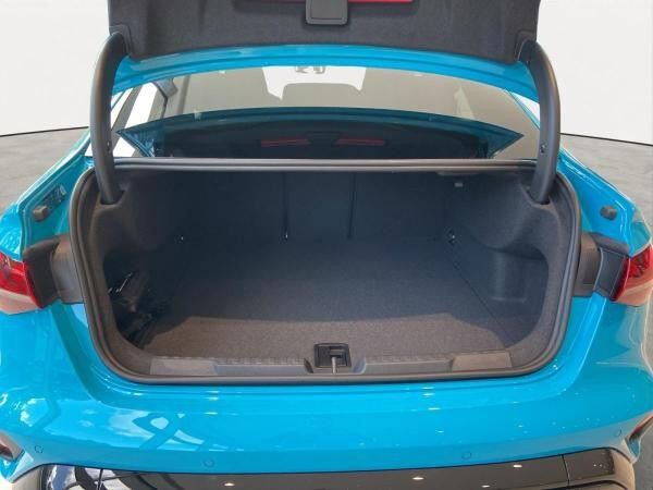 Audi RS3 Limousine in Miami Blue(MT)