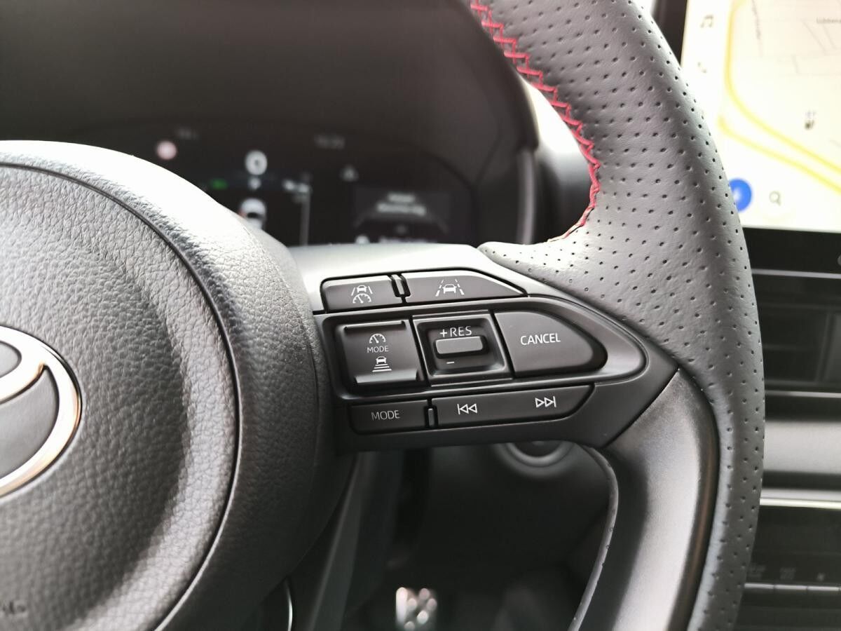 Toyota Yaris 1,5-l-VVT-iE Hybrid Syst. 96 kW (130 PS) 5-Türer GR Sport