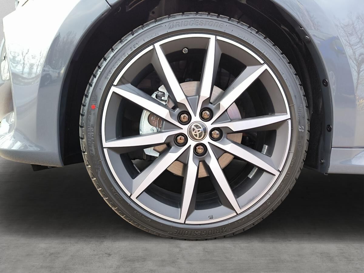 Toyota Yaris 1,5-l-VVT-iE Hybrid Syst. 96 kW (130 PS) 5-Türer GR Sport