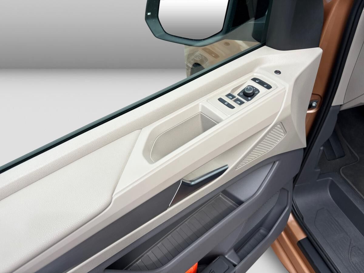 Volkswagen T7 Multivan LIFE LÜ 2,0TDI AHK NAVI KAMERA