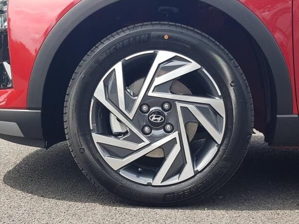 Hyundai Bayon 1.0 T-GDI Trend *LED*BOSE*SHZ*KAM